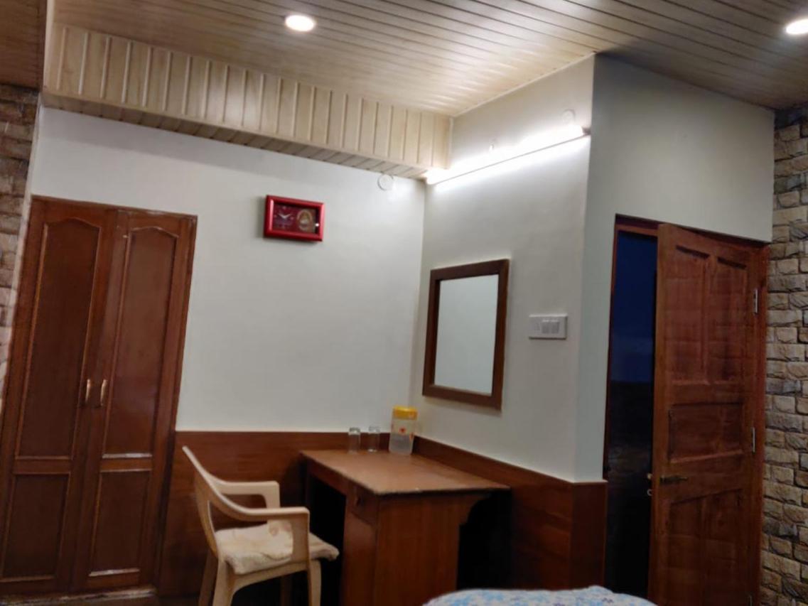 Mehdudia Guest House Shimla Eksteriør billede
