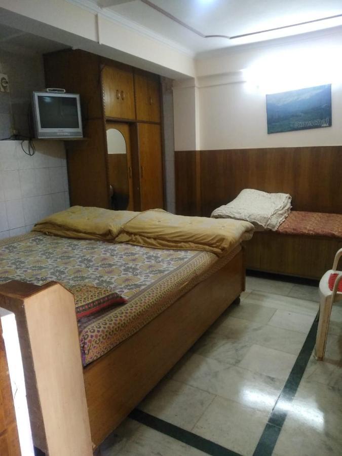 Mehdudia Guest House Shimla Eksteriør billede
